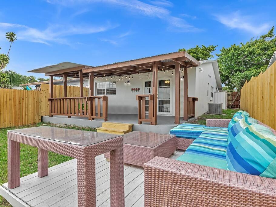 Supervilla - Lakefront - Sunsets, Kayaks, Grill ฟอร์ต ลอเดอร์เดล ภายนอก รูปภาพ